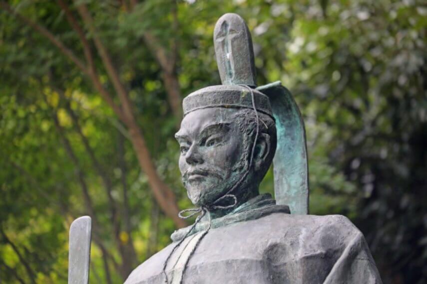 豊臣秀次像